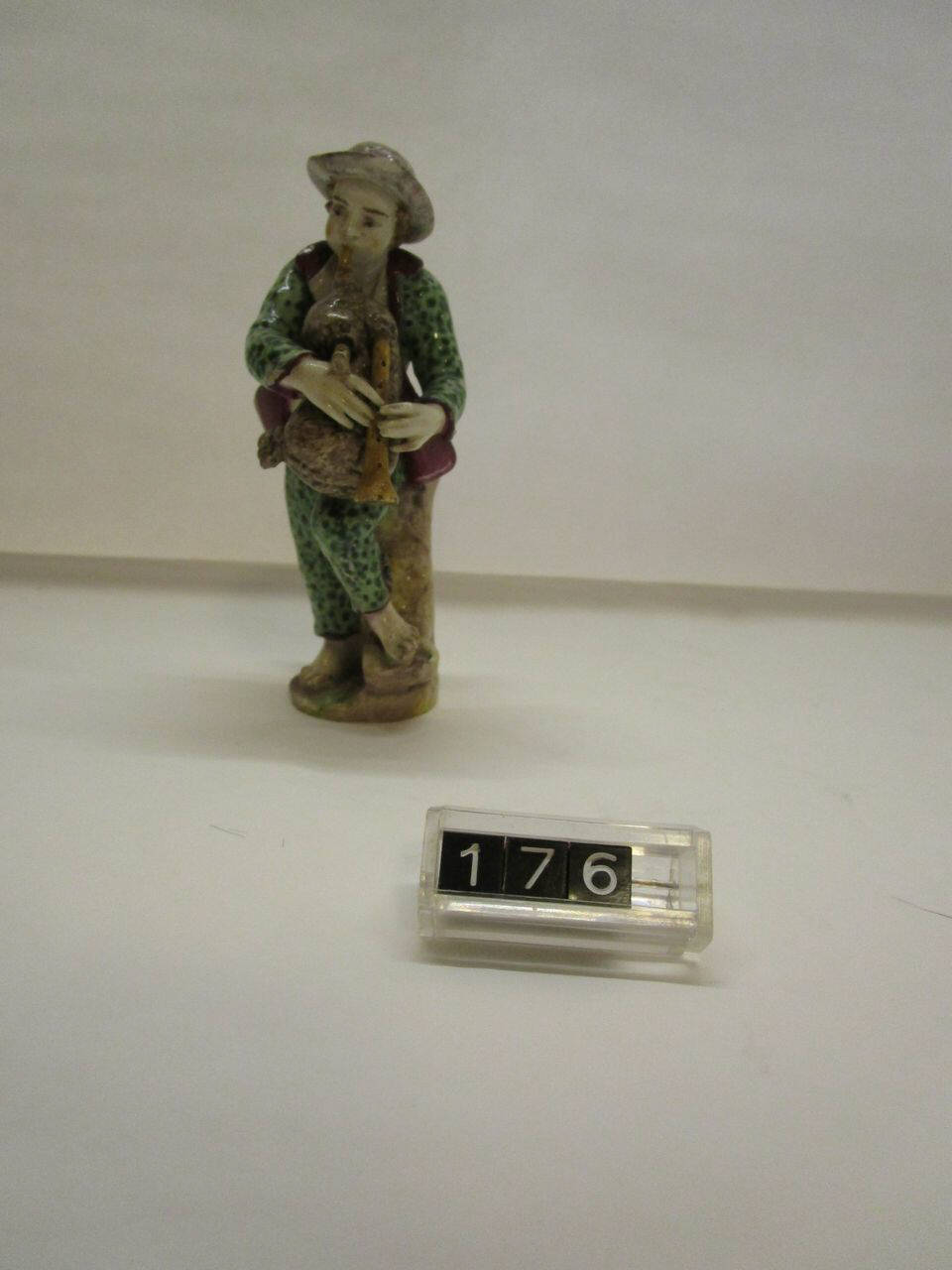 statua di Nove, Manifattura Antonibon, gestione Parolin (seconda metà sec. XVIII)