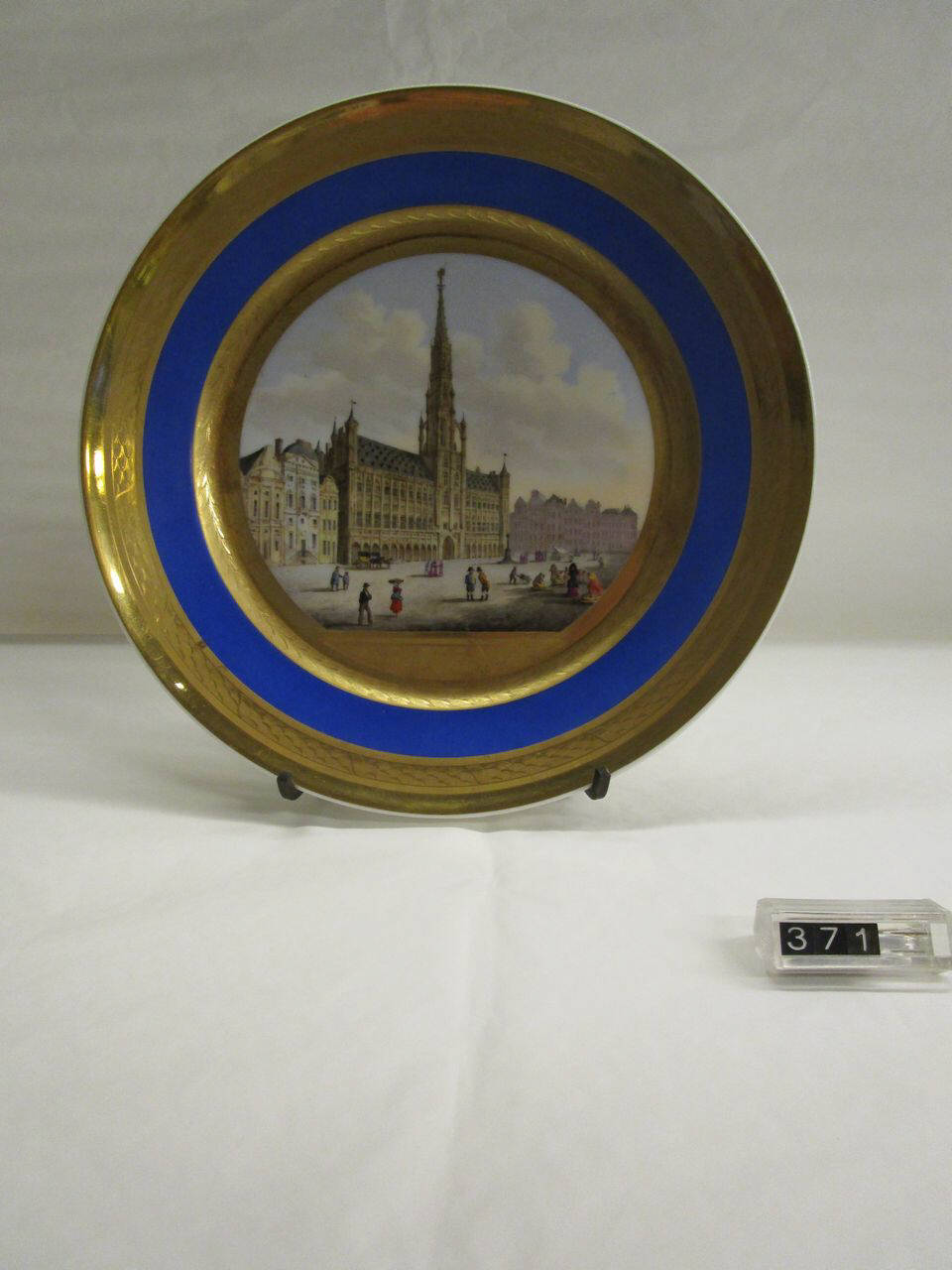 piatto di Bruxelles, Manifattura Faber; Mandou, J. B (prima metà sec. XIX)