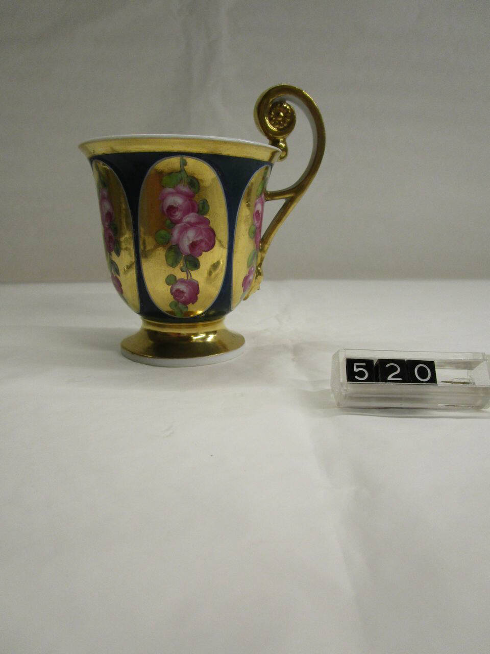 tazzina di Niderviller, Manifattura di Niderviller (prima metà sec. XIX)