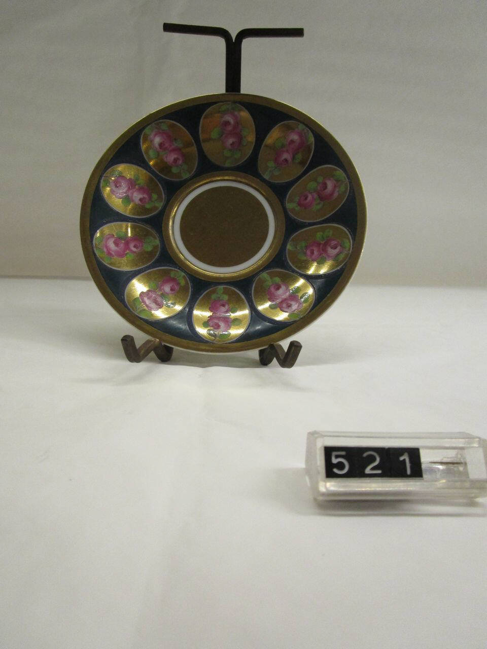 piatto di Niderviller, Manifattura di Niderviller (prima metà sec. XIX)