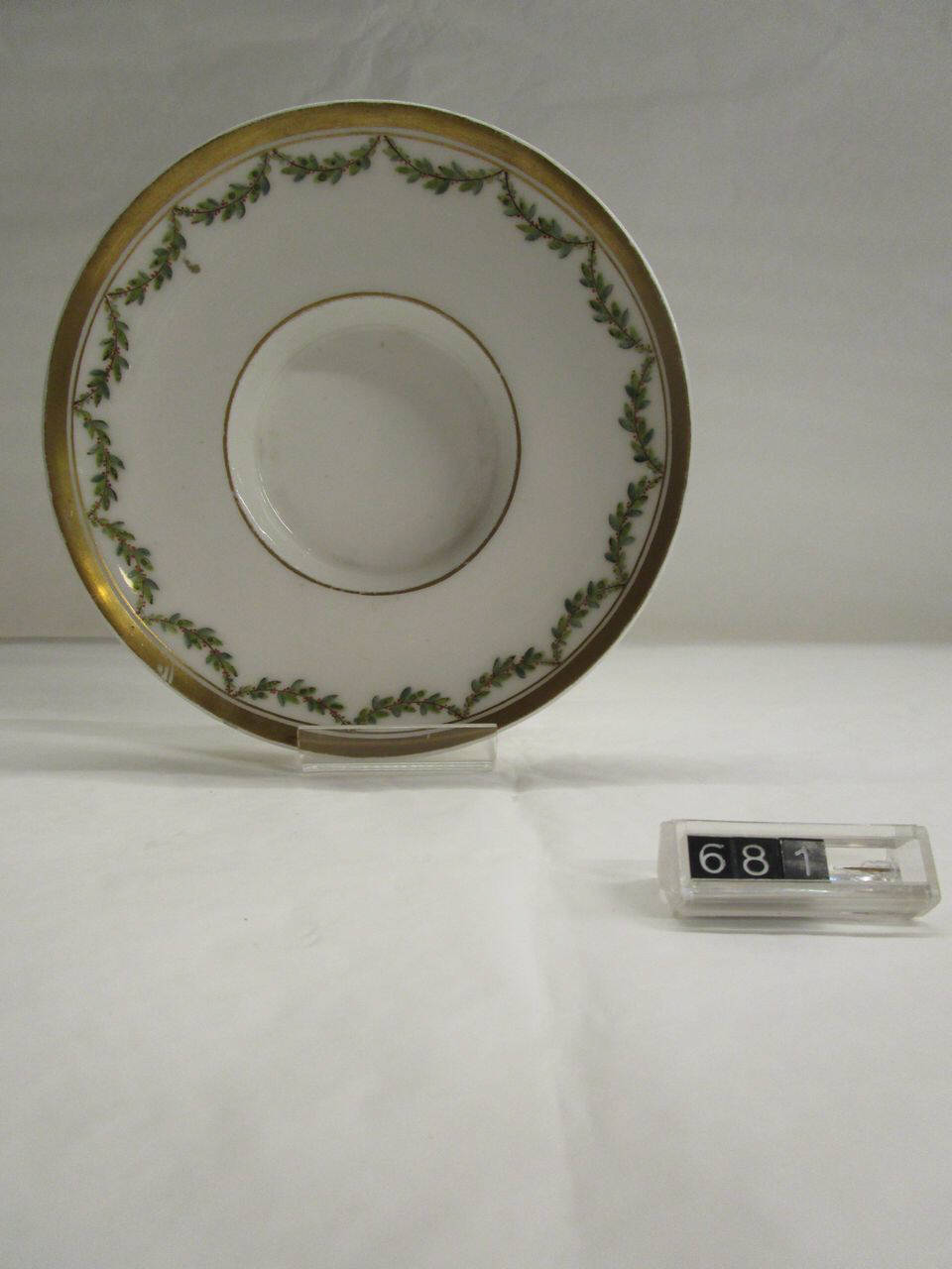 piatto di Valenciennes, Manifattura Fauquez-Lamoninary (fine sec. XVIII)