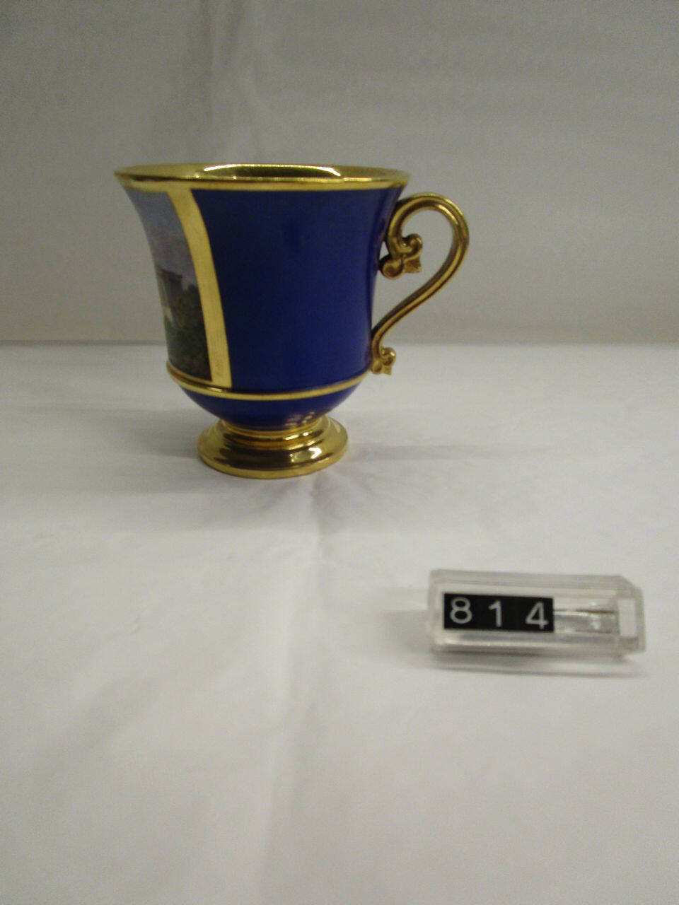 tazza di Nymphenburg, Manifattura di Stato (prima metà sec. XIX)