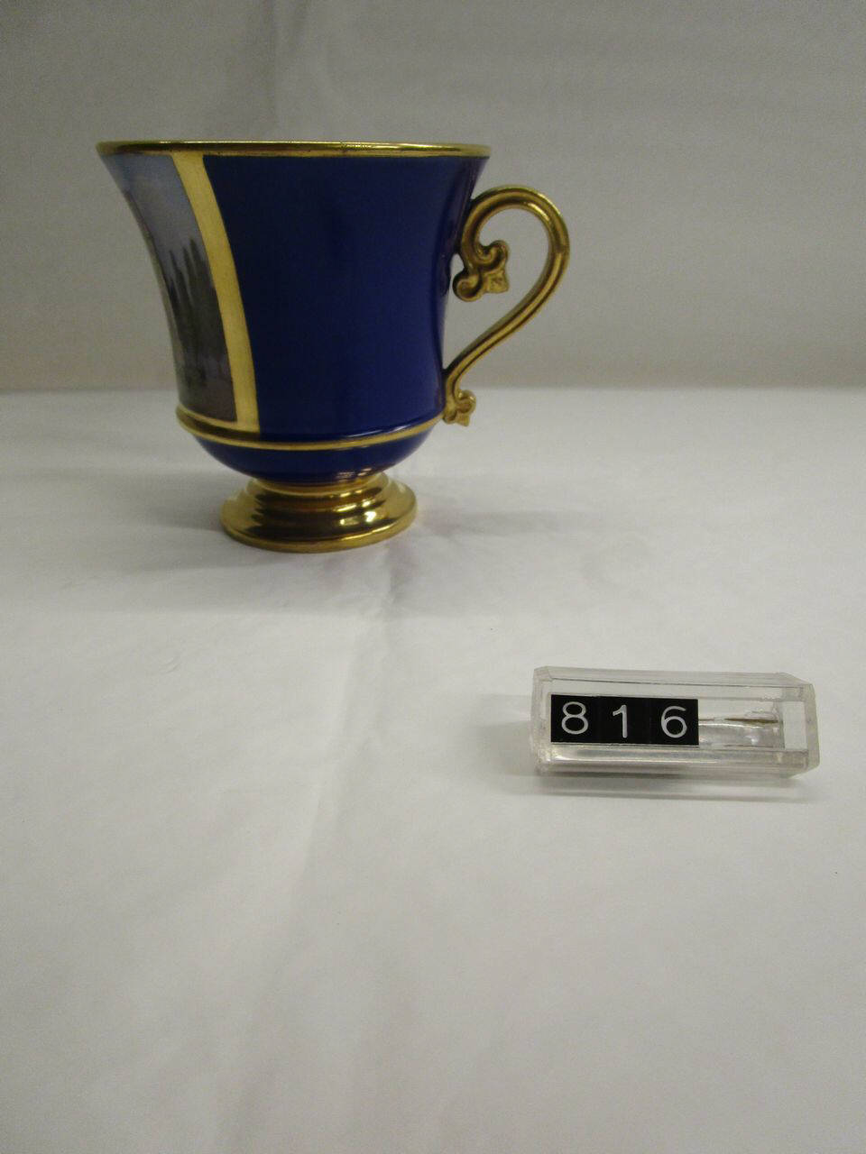 tazza di Nymphenburg, Manifattura di Stato (prima metà sec. XIX)