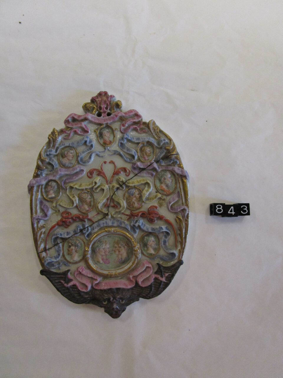 placca ovale di Doccia, Manifattura Ginori; Weber, F. (seconda metà sec. XVIII)