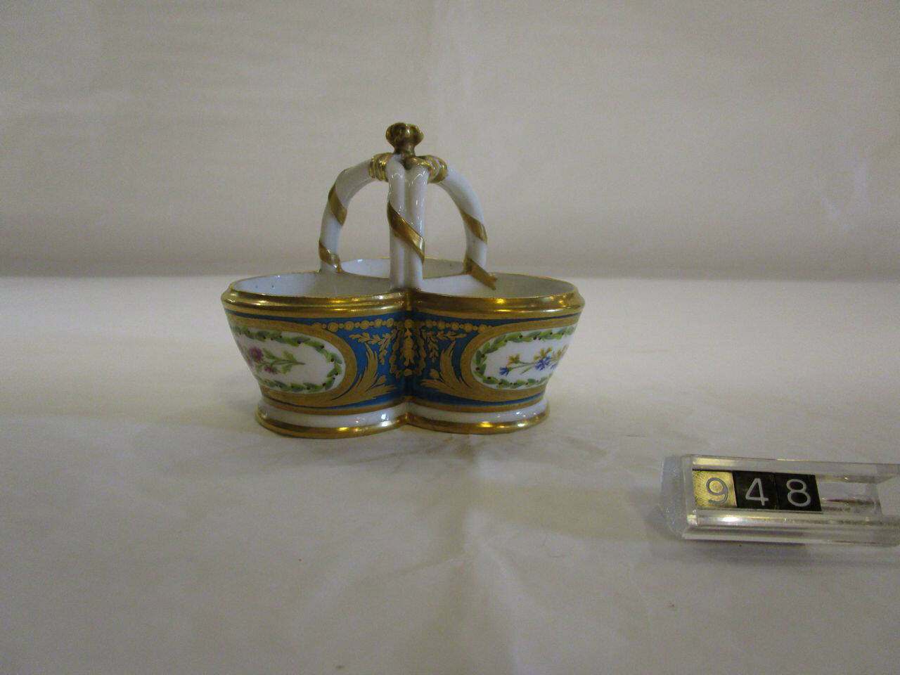 salsiera di De Choisy, Apprien Julien Hirel; Sèvres, Manifattura di Sèvres (seconda metà sec. XVIII)