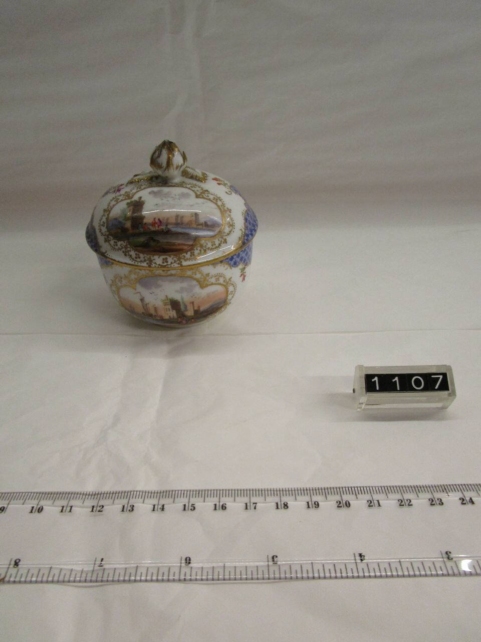 zuccheriera di Meissen, Manifattura di Meissen (fine/ inizio secc. XVIII/ XIX)