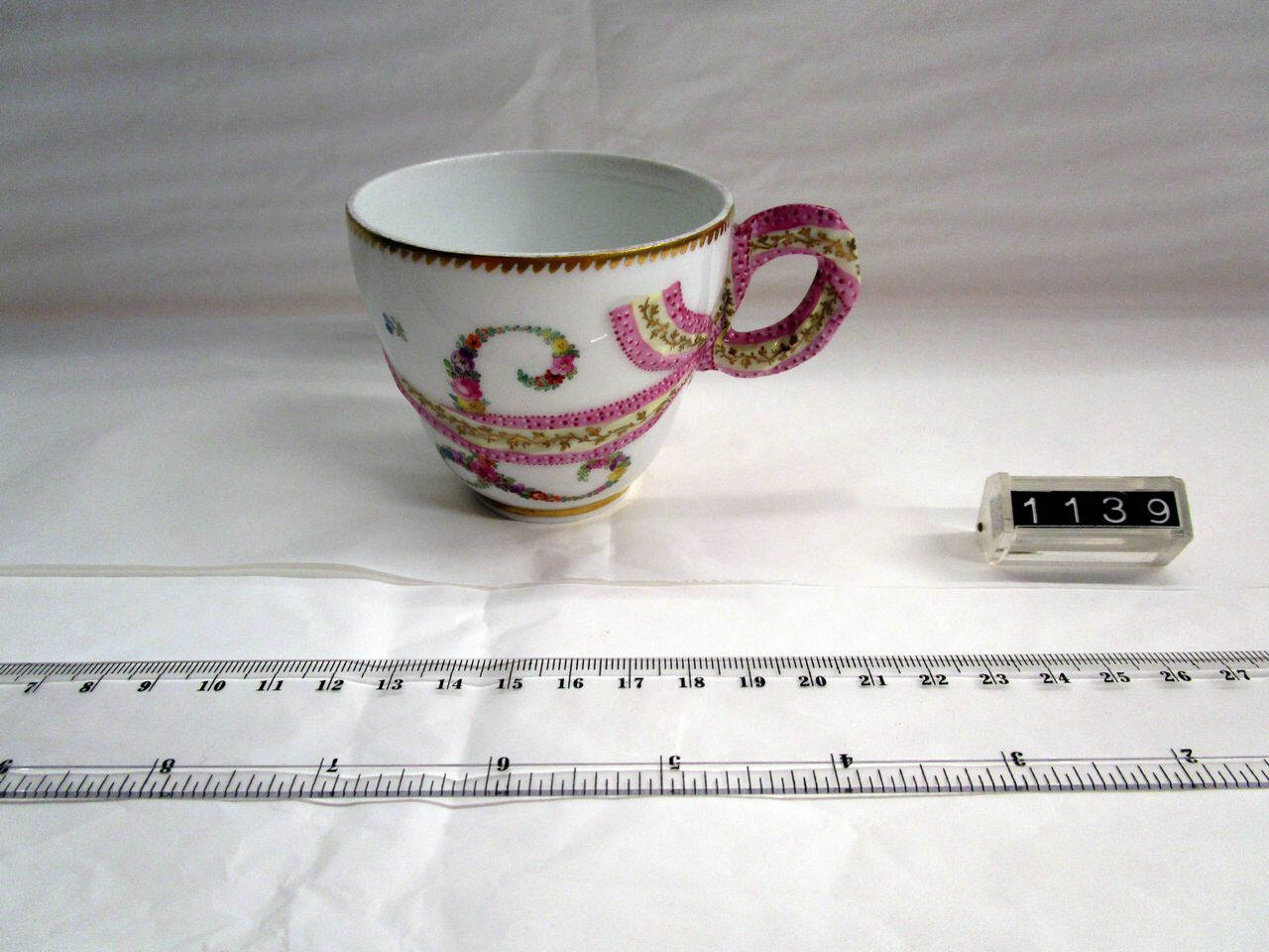 tazzina di Berlino, Manifattura di Berlino (fine sec. XVIII)