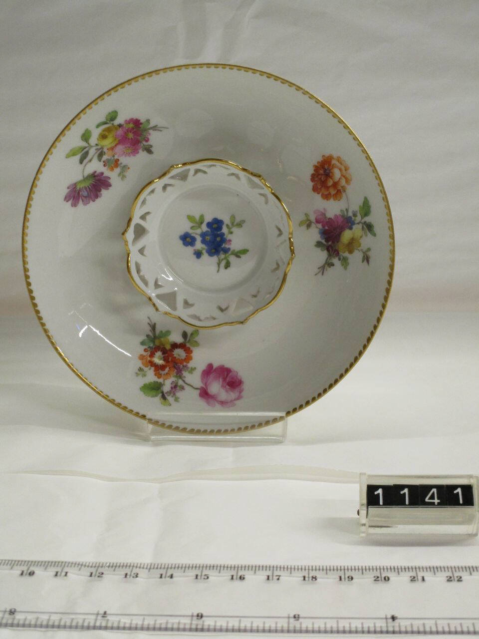 piattino di Berlino, Manifattura di Berlino (fine sec. XVIII)