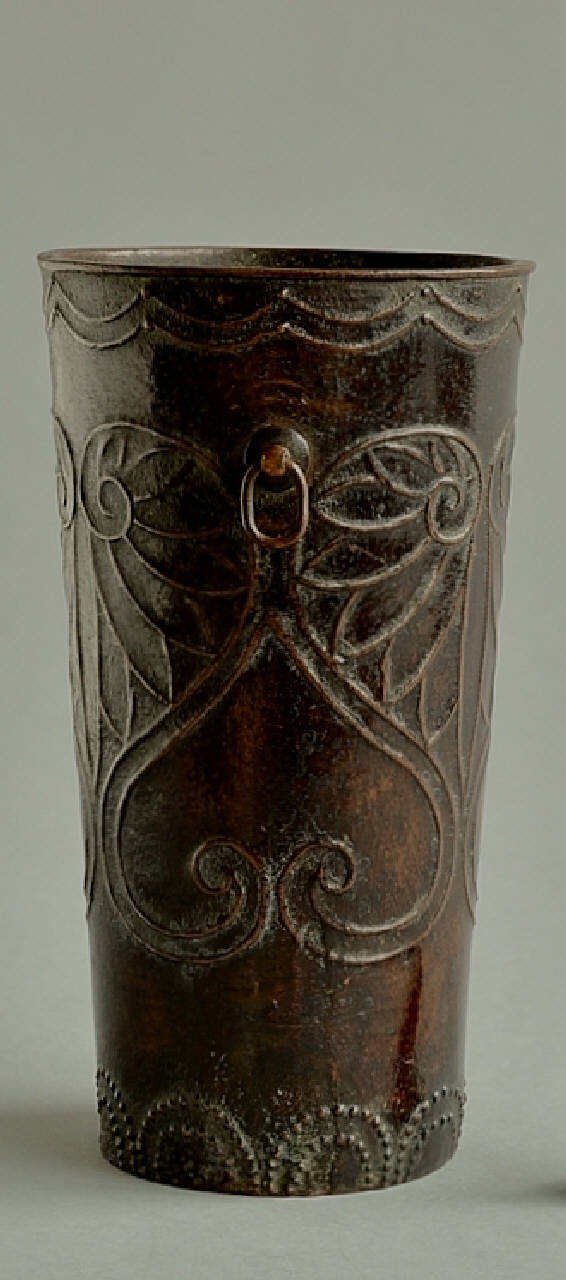 foglia di pipal (vaso) - ambito Giappone (secc. XII/ XVIII||secc. XVII/ XIX)