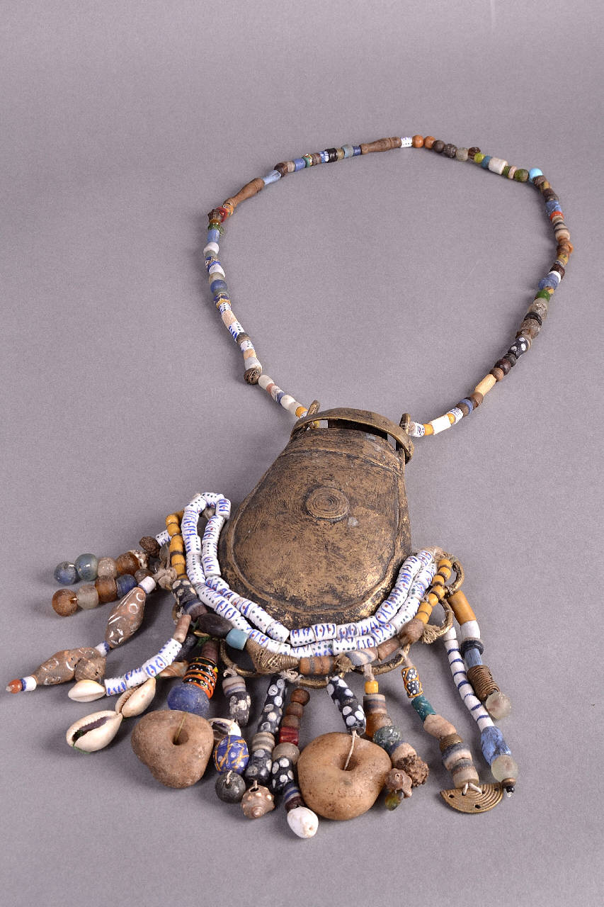 collana - ambito Africa (fine||fine sec. XX||secc. XIX/ XX)