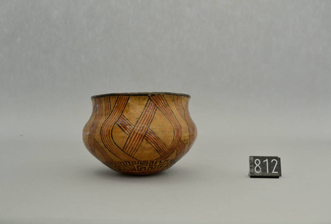 recipiente - popolazione Asurini (seconda metà sec. XX)