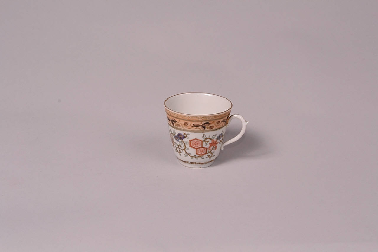tazza - ambito Giappone (sec. XIX)