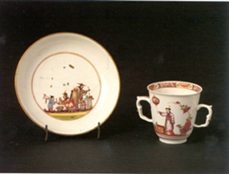 Cineserie (tazza) - manifattura di Meissen (prima metà sec. XVIII)
