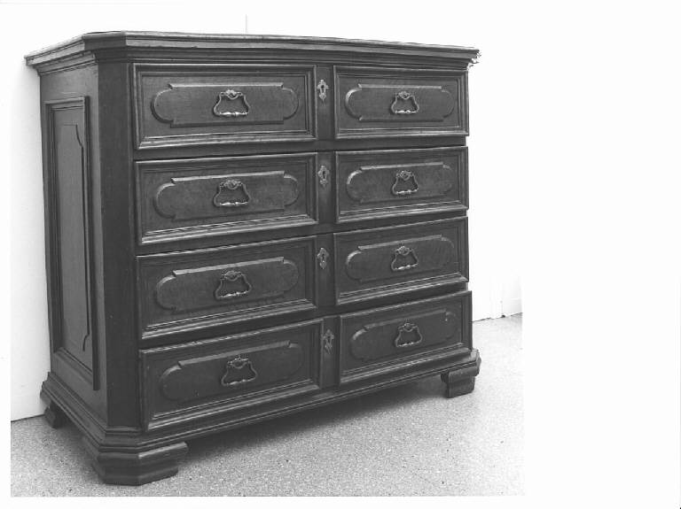 cassettone - ambito lombardo (sec. XVIII)