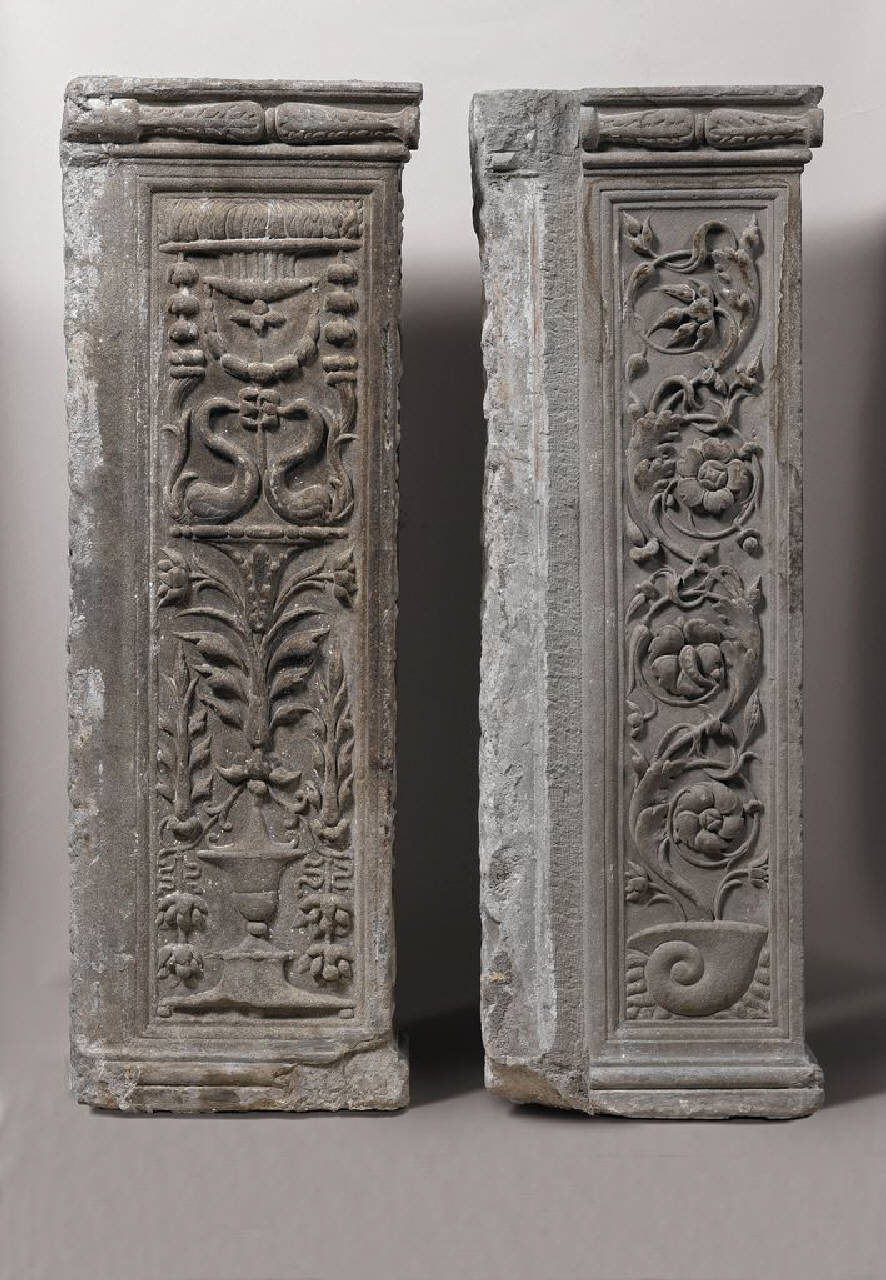 Camino con stemmi: Meravigli e Conti di Castelseprio tra il centrale non attribuito (camino in sette parti) di Scultore - ambito italiano (prima metà sec. XVI)