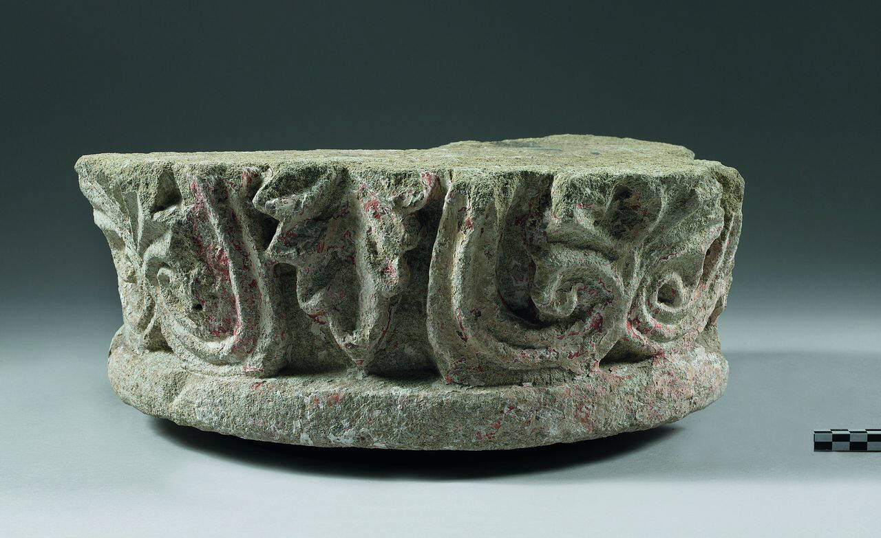 Parte inferiore di capitello con palmette alternate (capitello, parte di) di Scultore - ambito lombardo (inizio sec. XII)