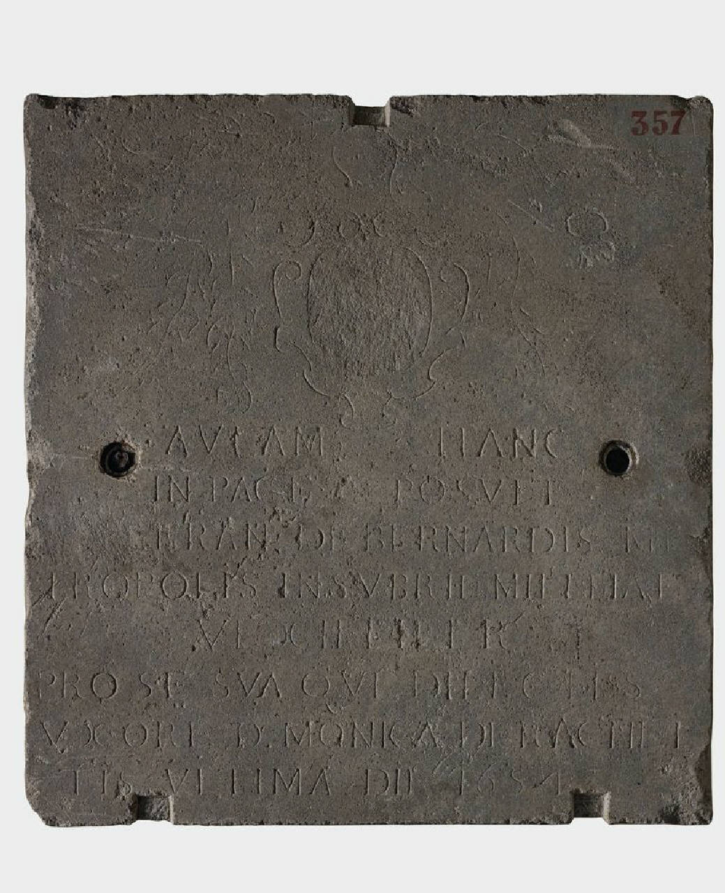 Lastra tombale dei coniugi Francesco De Bernardis e Monica De Ragni (lastra) di Lapicida - ambito lombardo (terzo quarto sec. XVII)