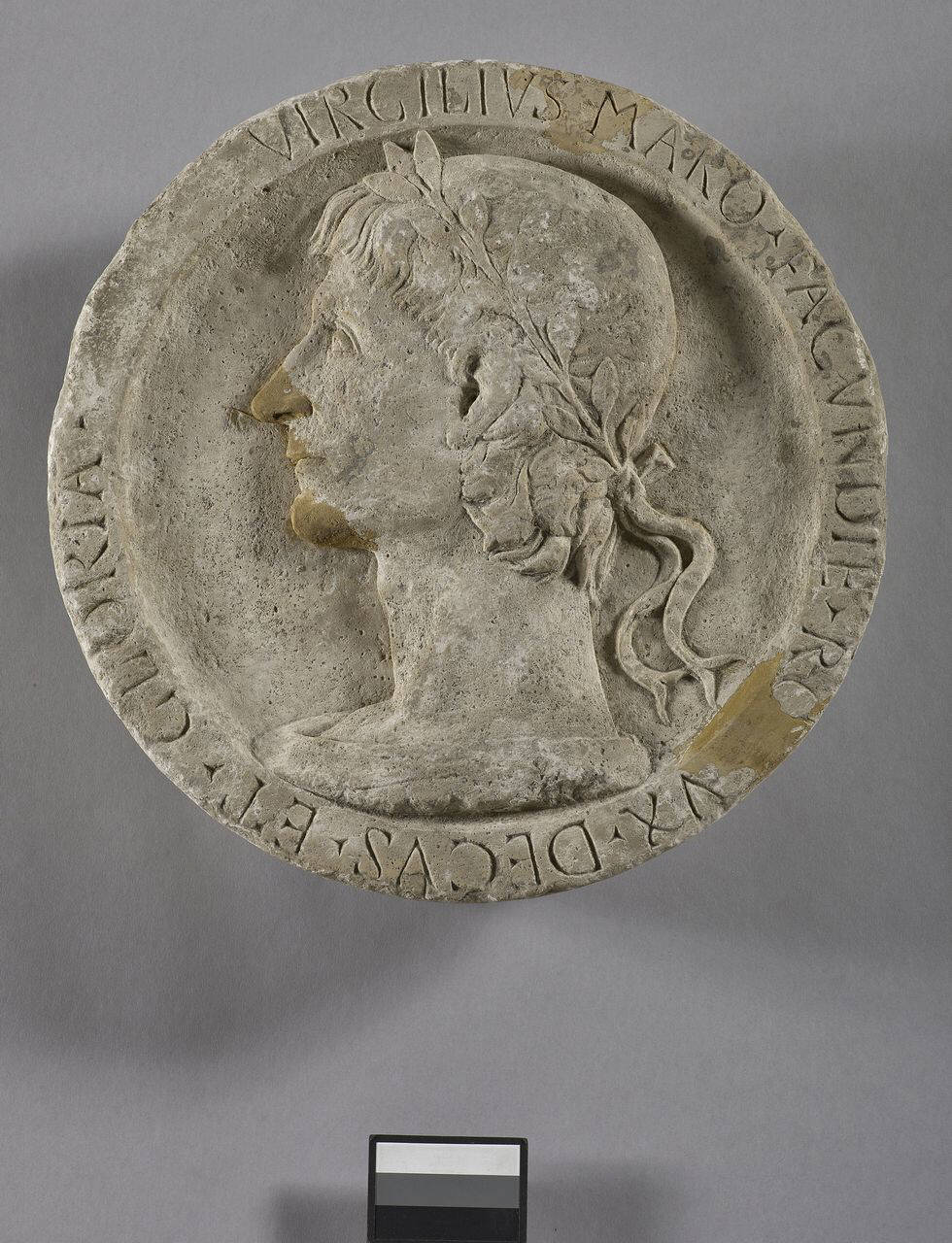 Busto di Virgilio volto a sinistra (Mantova, 70 a.C. ¿ Brindisi,19 a.C) (medaglione) di Scultore - ambito lombardo (seconda metà sec. XV)