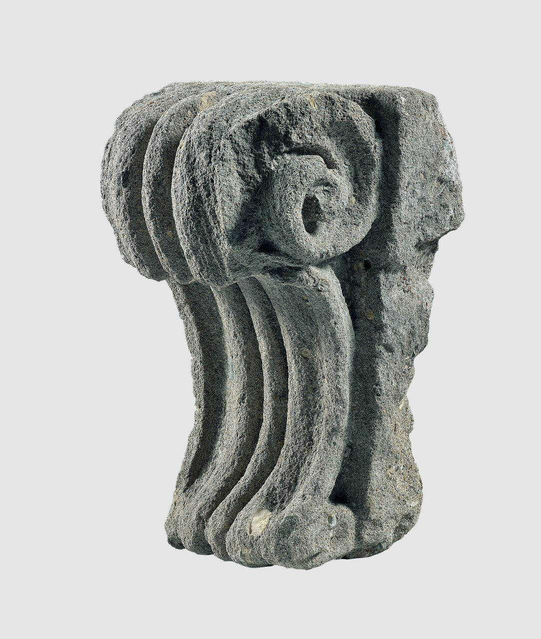 Mensola con strigilatura (balaustra, parte di) di Scultore - ambito lombardo (ultimo quarto sec. XVII)