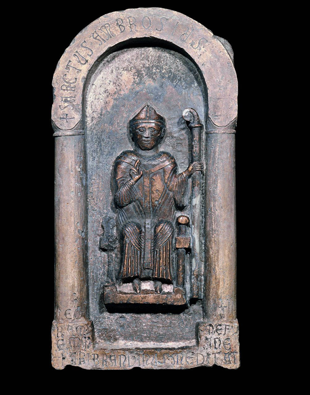 Edicola con Sant'Ambrogio in trono (edicola centinata) di Aribrandinus (fine sec. XII)