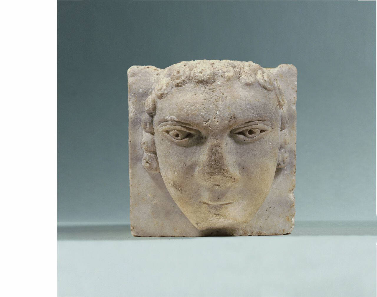 Mensola con testa di ragazzo (mensola) di Scultore - ambito francese (terzo quarto sec. XIII)