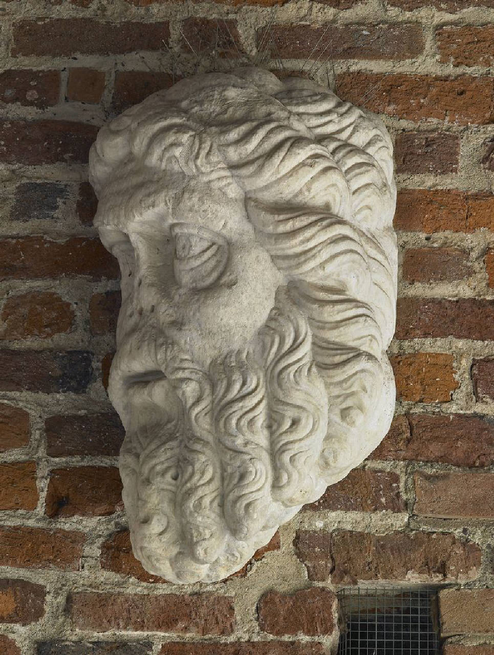 Testa virile (testa) di Scultore - ambito lombardo (terzo quarto sec. XV)