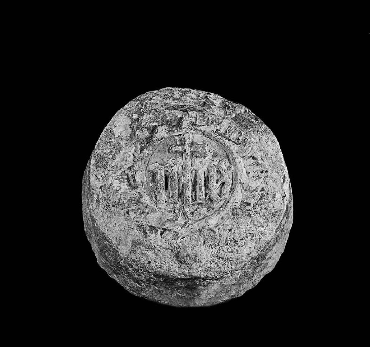 Chiave di volta con cristogramma (chiave di volta) di Scultore - ambito lombardo (secondo quarto sec. XV)