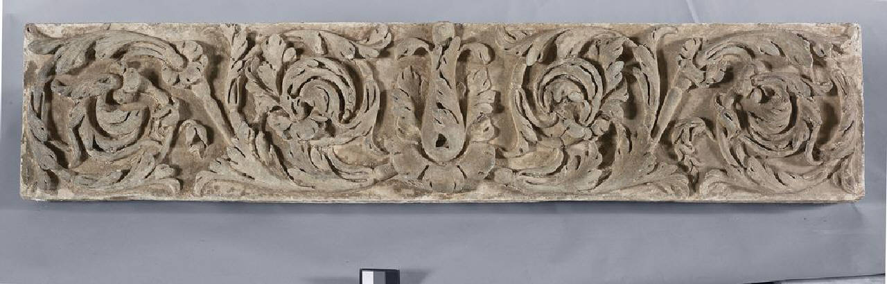 Portale da vicolo Sant' Aquilino (portale) di Scultore - ambito lombardo (seconda metà sec. XVI)