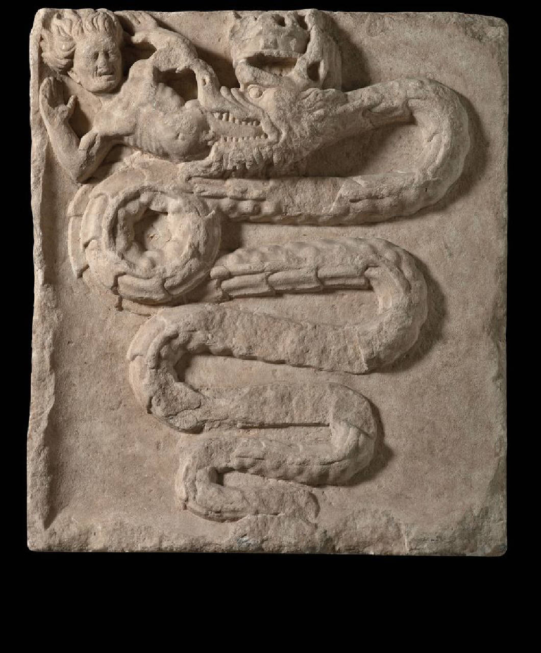 Lastra con stemma Visconti (lastra, altorilievo) di Scultore - ambito lombardo (fine sec. XIV)