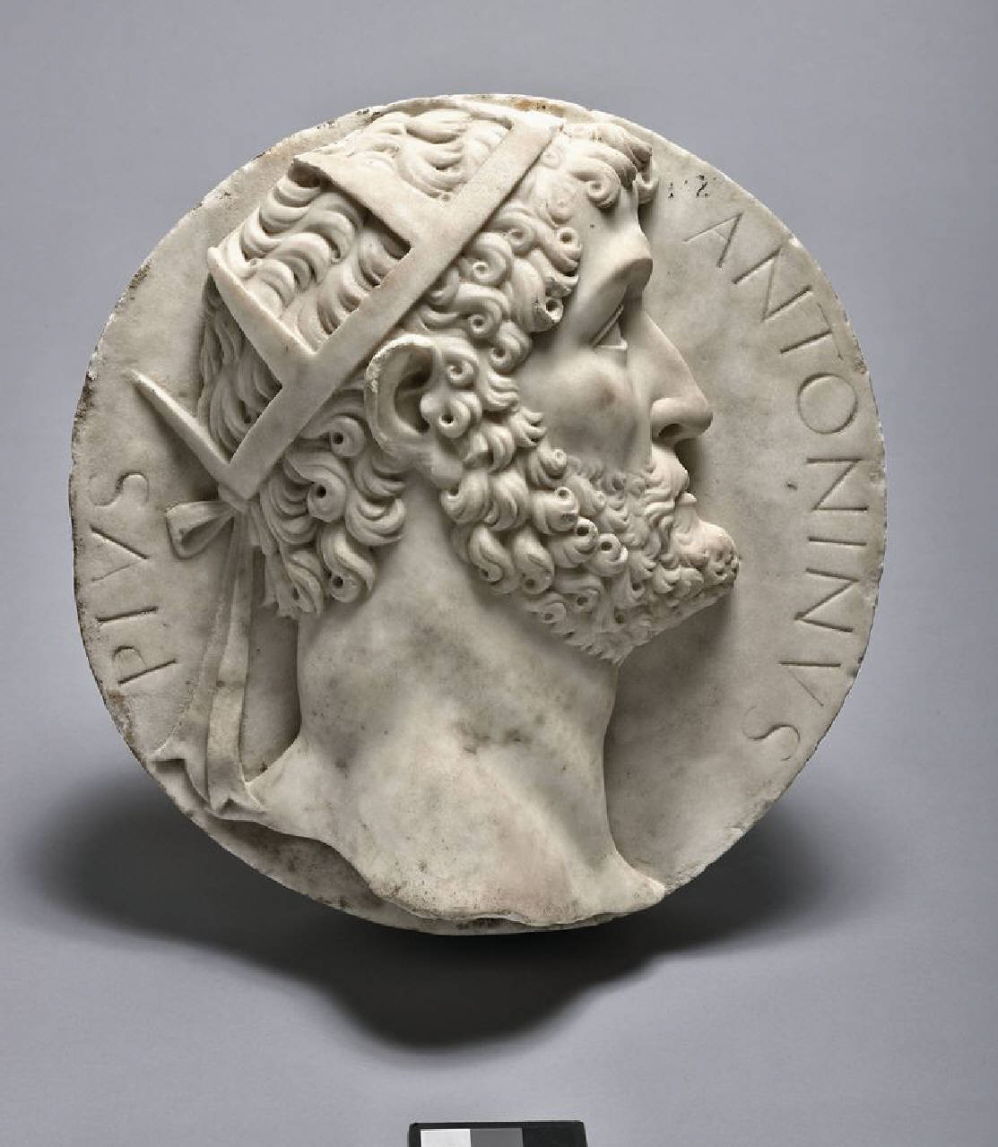 Antonino Pio, imperatore (Lanuvio, 86 ¿ Lorium, 161) (medaglione) di Scultore - ambito lombardo (inizio sec. XVI)