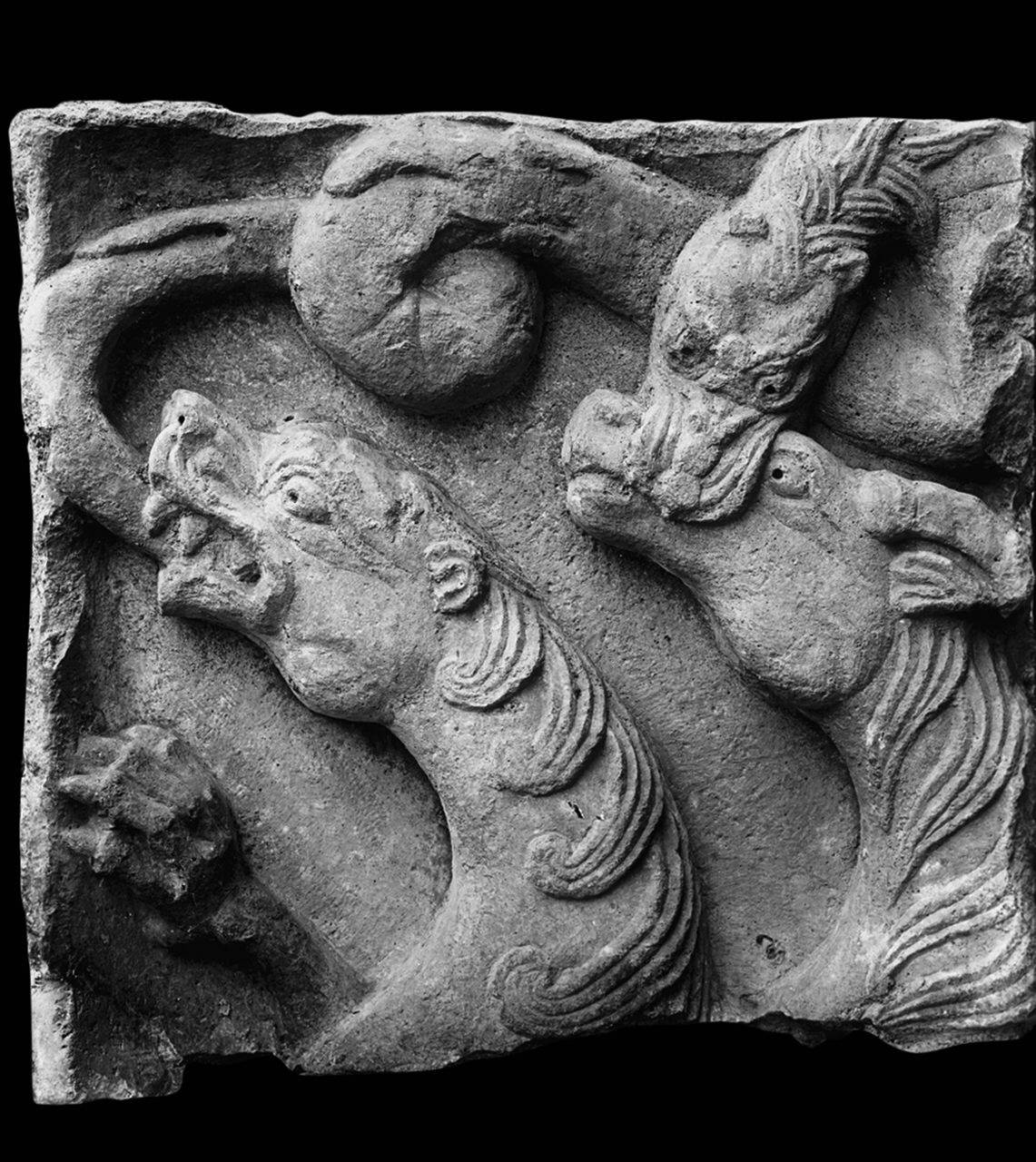 Lastra detta dei draghi (lastra, parte di altorilievo) di Maestro dei draghi (ambito) (inizio sec. XII)