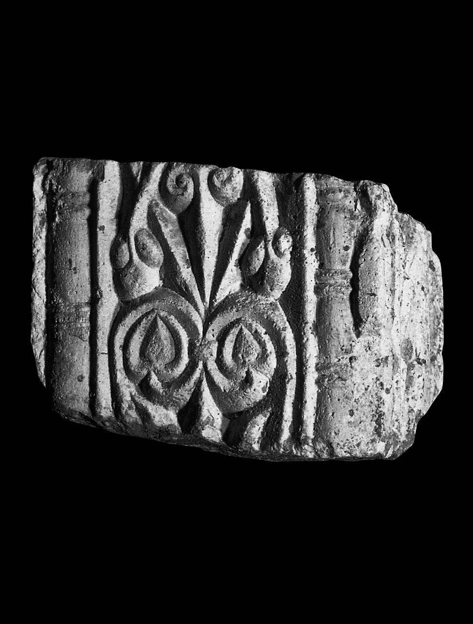 Stipite destro, frammento di (stipite, frammento di) di Scultore - ambito lombardo (prima metà sec. VIII)