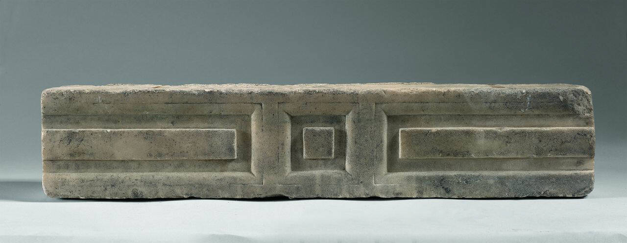 Lesena? a riquadri geometrici (lesena?, parte di) di Scultore - ambito lombardo (inizio sec. XVI)
