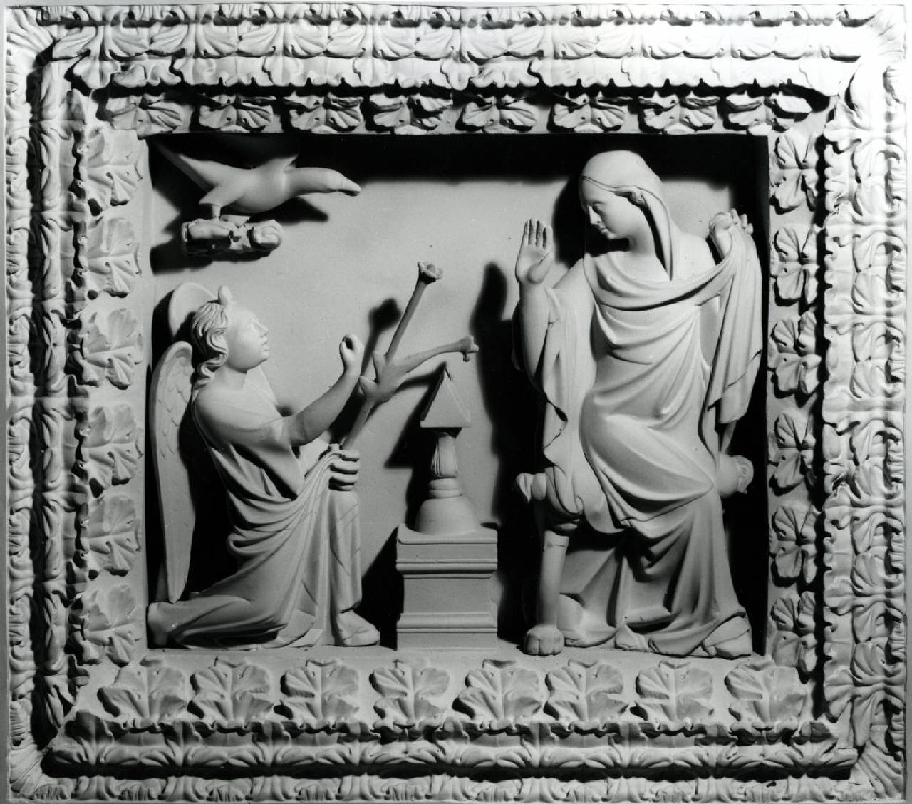 Calco dell''Annunciazione di Pizzighettone (lastra, altorilievo) di Campi, Carlo (primo quarto sec. XX)