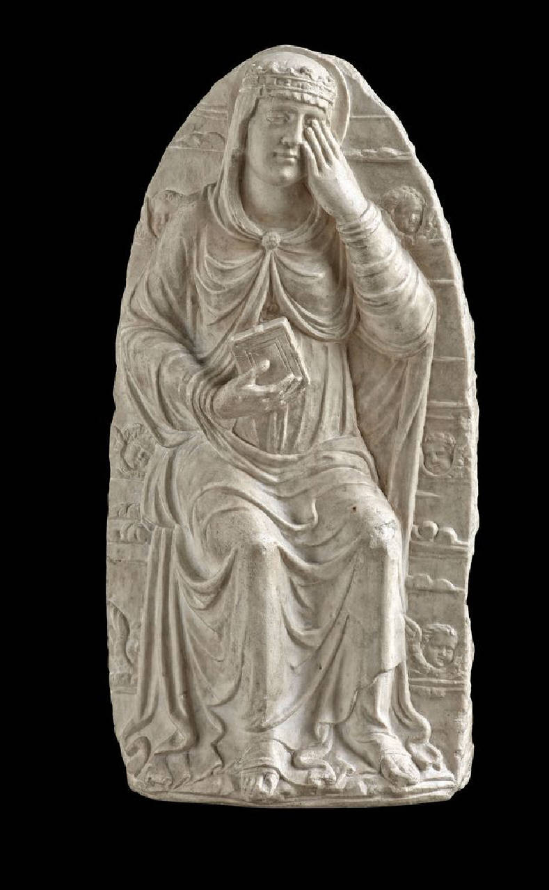 Figura femminile in atto di piangere detta Madonna del pianto (lastra centinata, reimpiegata rilievo) di Scultore - ambito lombardo (inizio sec. XVI)