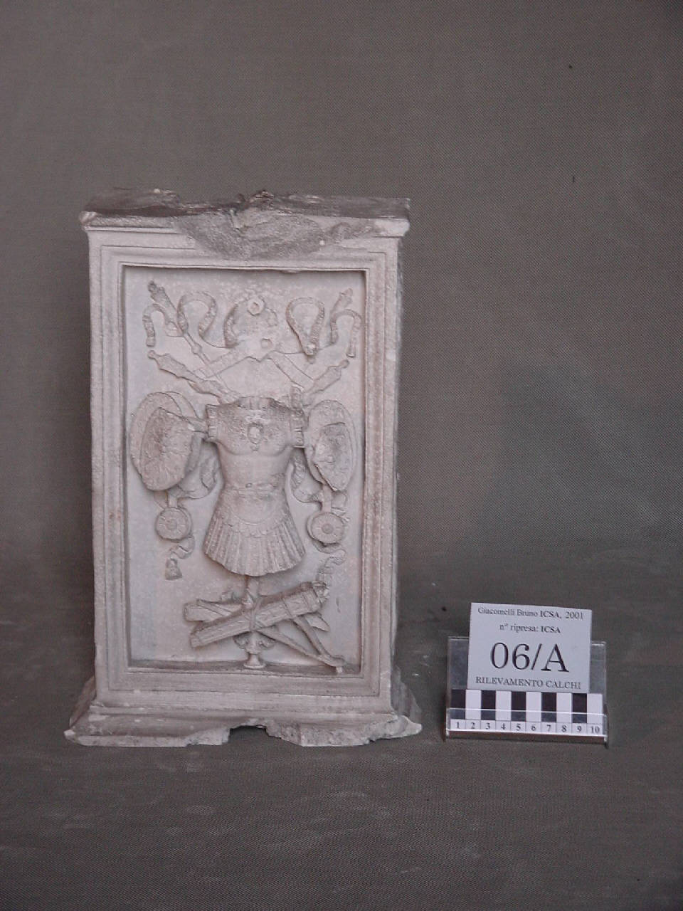 Calco del pilastrino con panoplia del monumento di Gaston de Foix (pilastrino) di Pierotti, Pietro (terzo quarto sec. XIX)