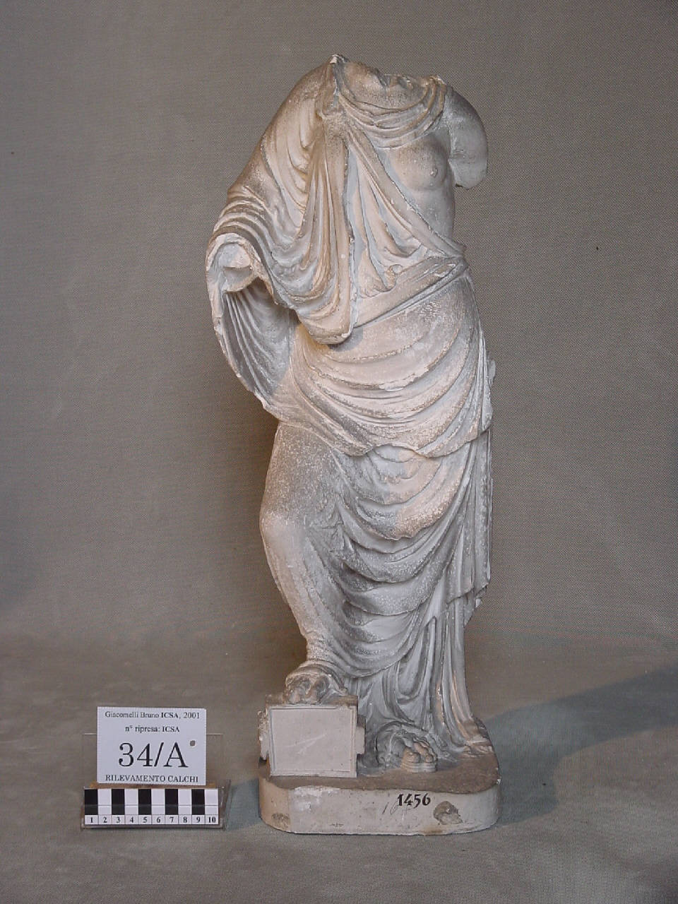 Calco di figura femminile acefala (statua) di Pierotti, Pietro (terzo quarto sec. XIX)