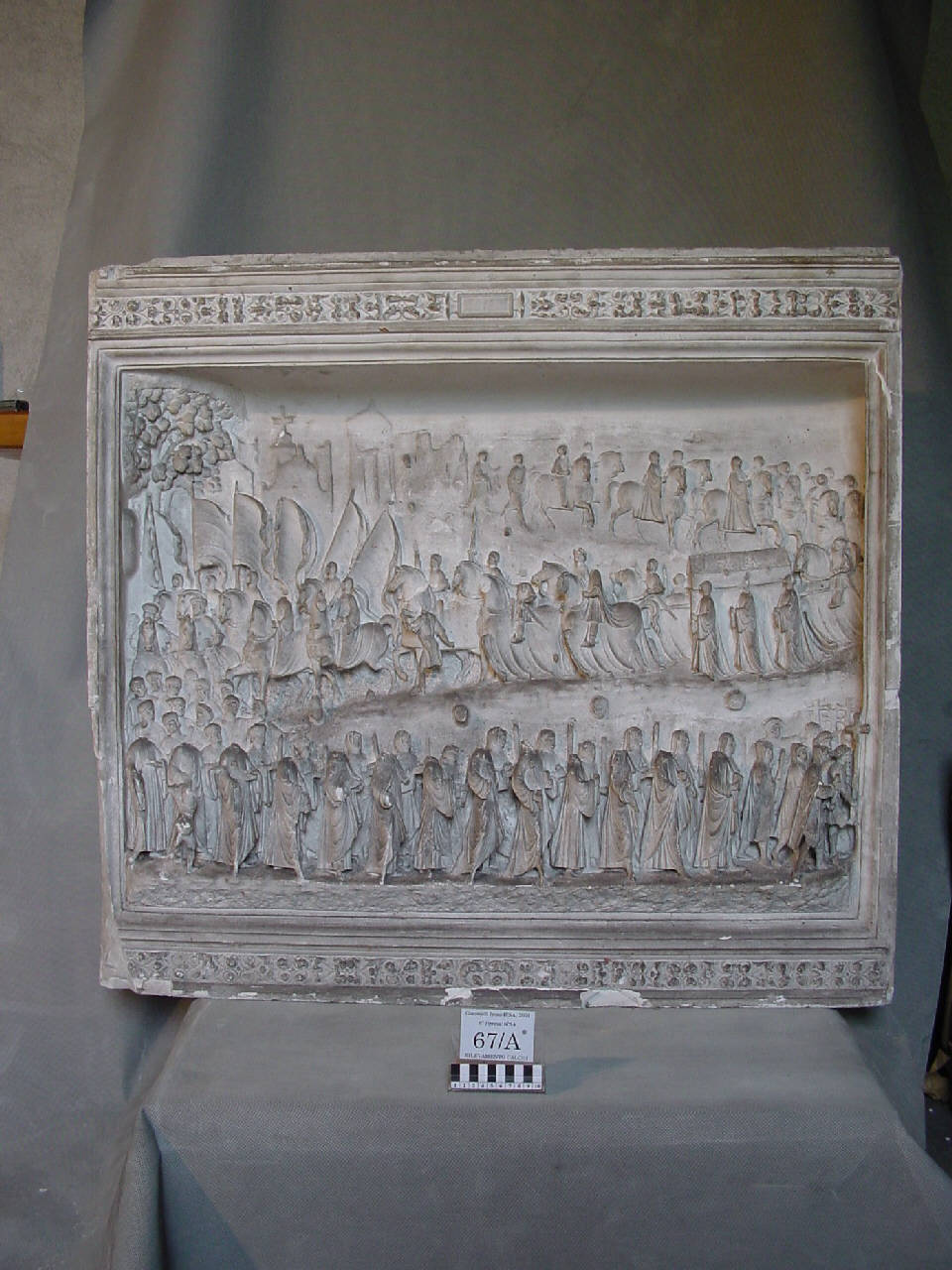 Calco di rilievo con le esequie di Gaston de Foix (lastra, altorilievo) di Pierotti, Pietro (terzo quarto sec. XIX)