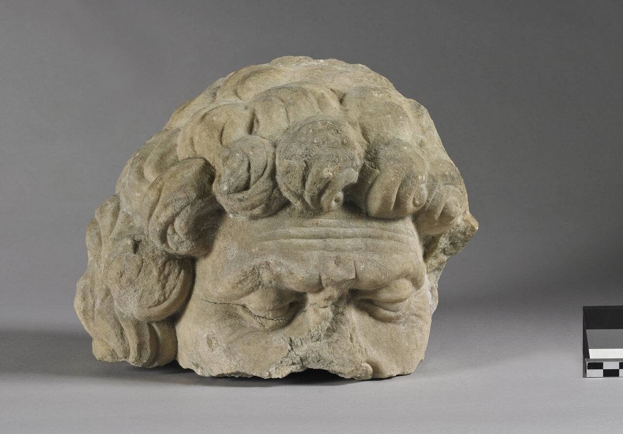 Parte superiore di testa umana (testa, parte di) di Scultore - ambito lombardo (terzo quarto sec. XV)