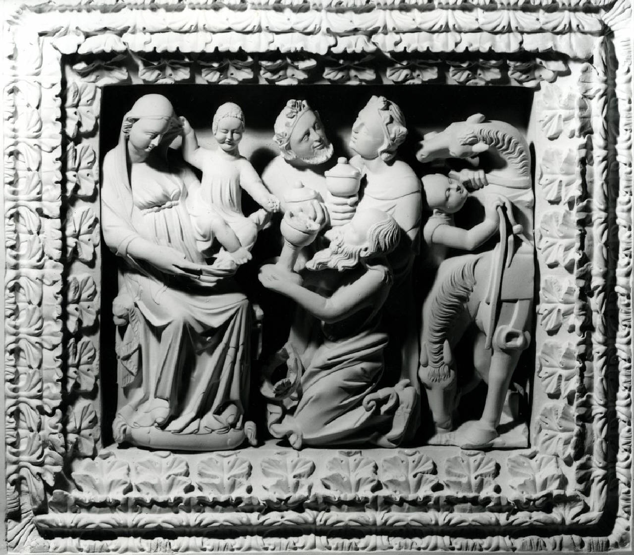 Calco dell'Adorazione dei Magi di Pizzighettone (lastra, rilievo) di Campi, Carlo (primo quarto sec. XX)