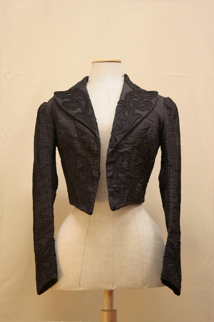 giacca femminile - manifattura italiana (fine||secondo quarto sec. XIX||sec. XX)