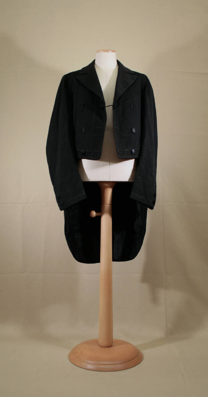 completo maschile - manifattura italiana (primo quarto sec. XX)