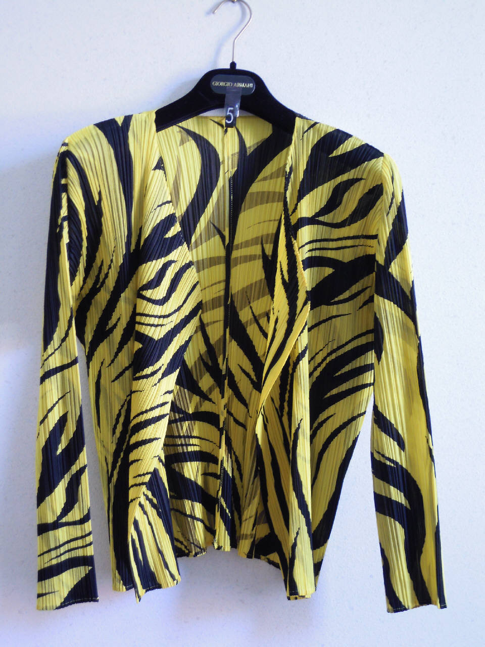 giacca femminile di Pleats Please | Issey Miyake (fine/ inizio secc. XX/ XXI)