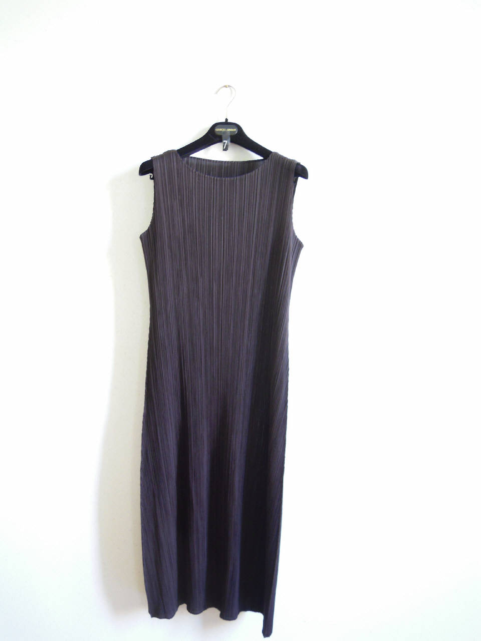 abito femminile di Pleats Please | Issey Miyake (fine/ inizio secc. XX/ XXI)