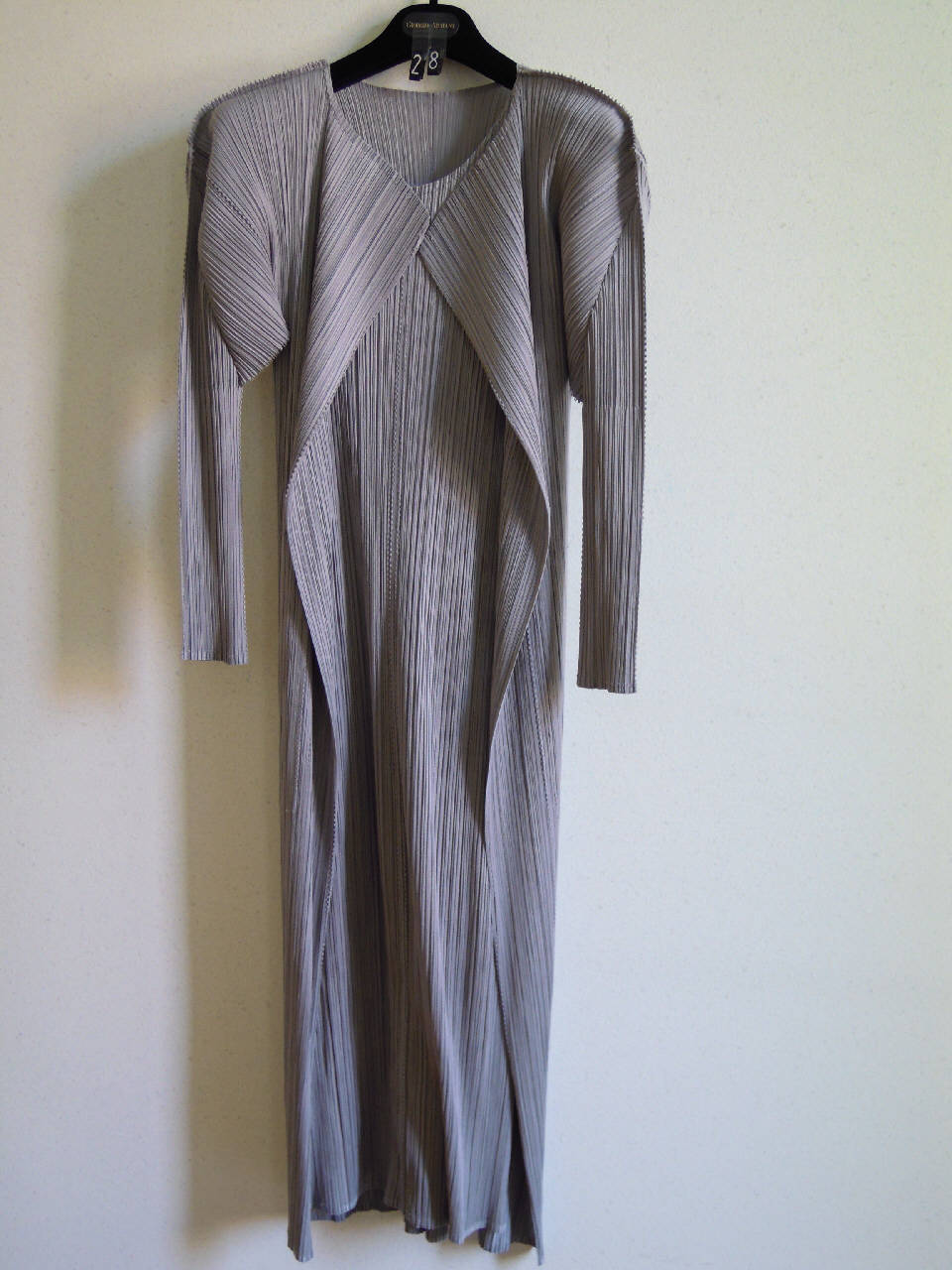abito femminile di Pleats Please | Issey Miyake (fine/ inizio secc. XX/ XXI)