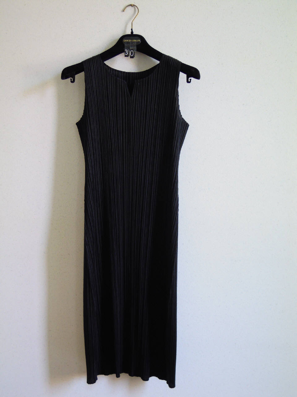 abito femminile di Pleats Please | Issey Miyake (fine/ inizio secc. XX/ XXI)