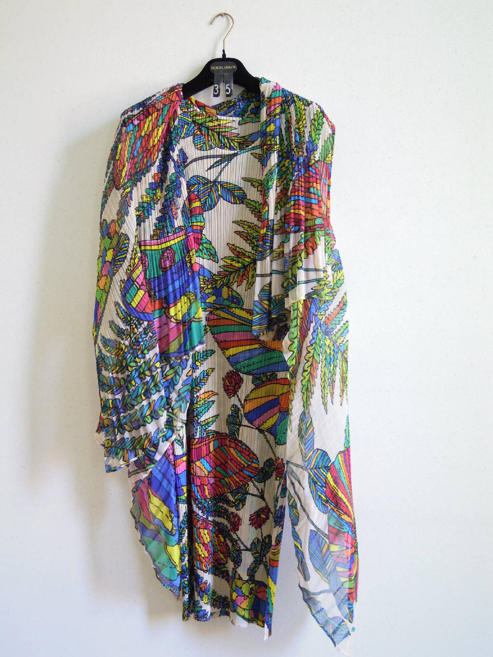 abito femminile di Pleats Please | Issey Miyake (fine/ inizio secc. XX/ XXI)