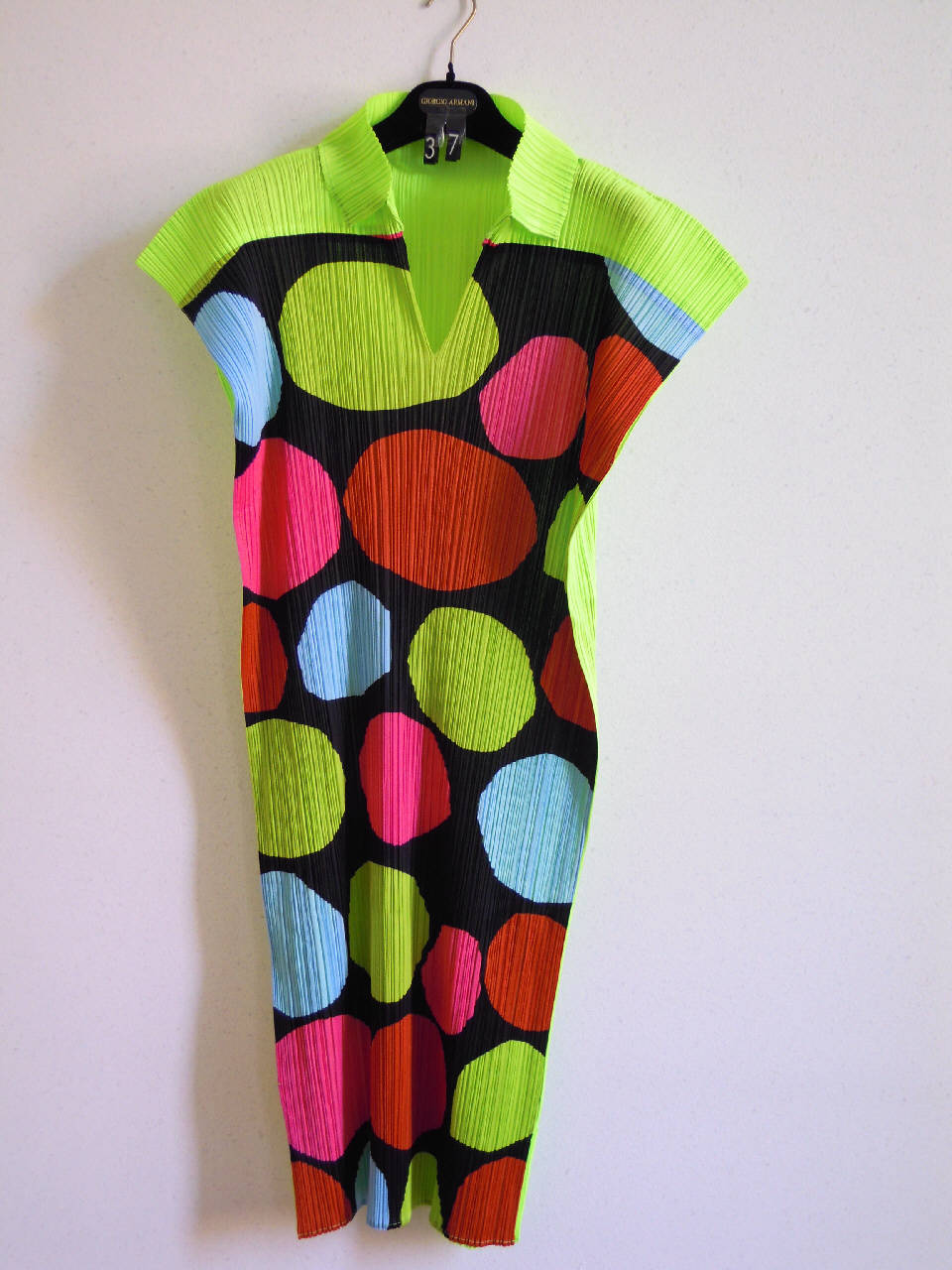 abito femminile di Pleats Please | Issey Miyake (fine/ inizio secc. XX/ XXI)