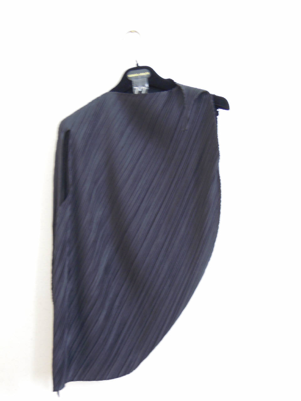completo di Pleats Please | Issey Miyake (fine/ inizio secc. XX/ XXI)