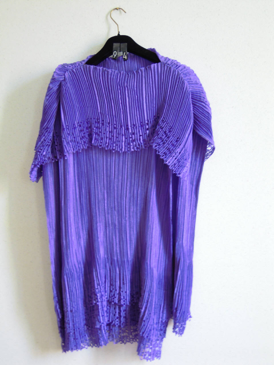 coprispalle di Pleats Please | Issey Miyake (fine/ inizio secc. XX/ XXI)